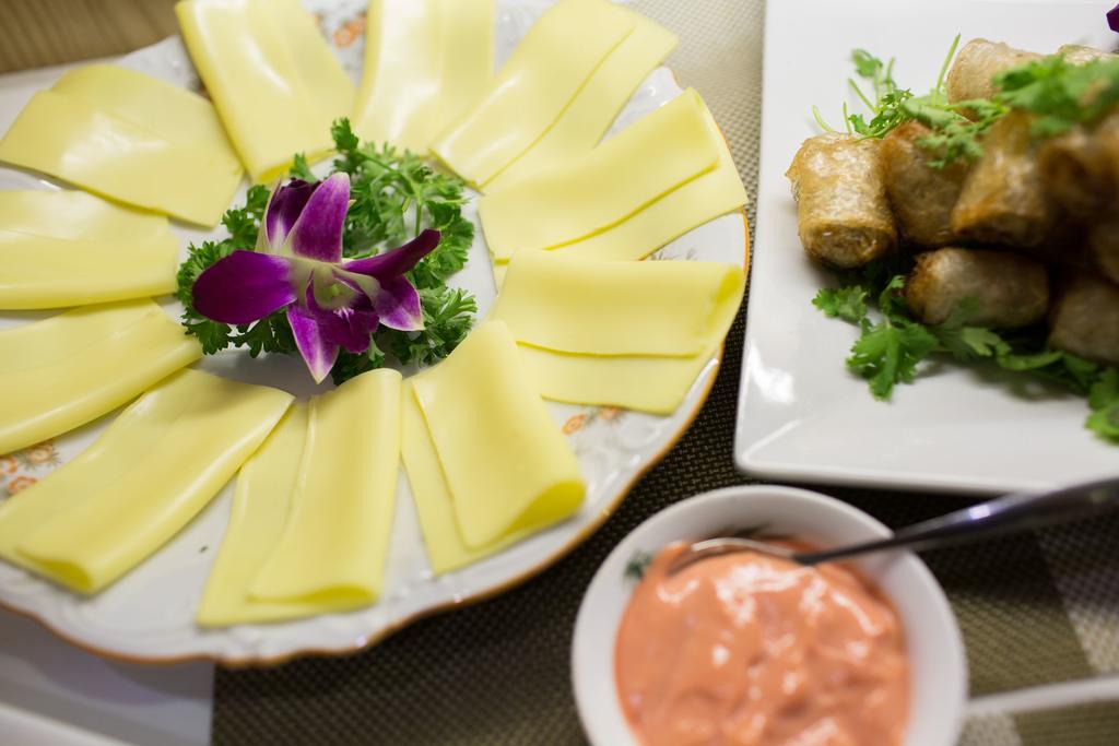 Hanoi Symphony Hotel Buitenkant foto