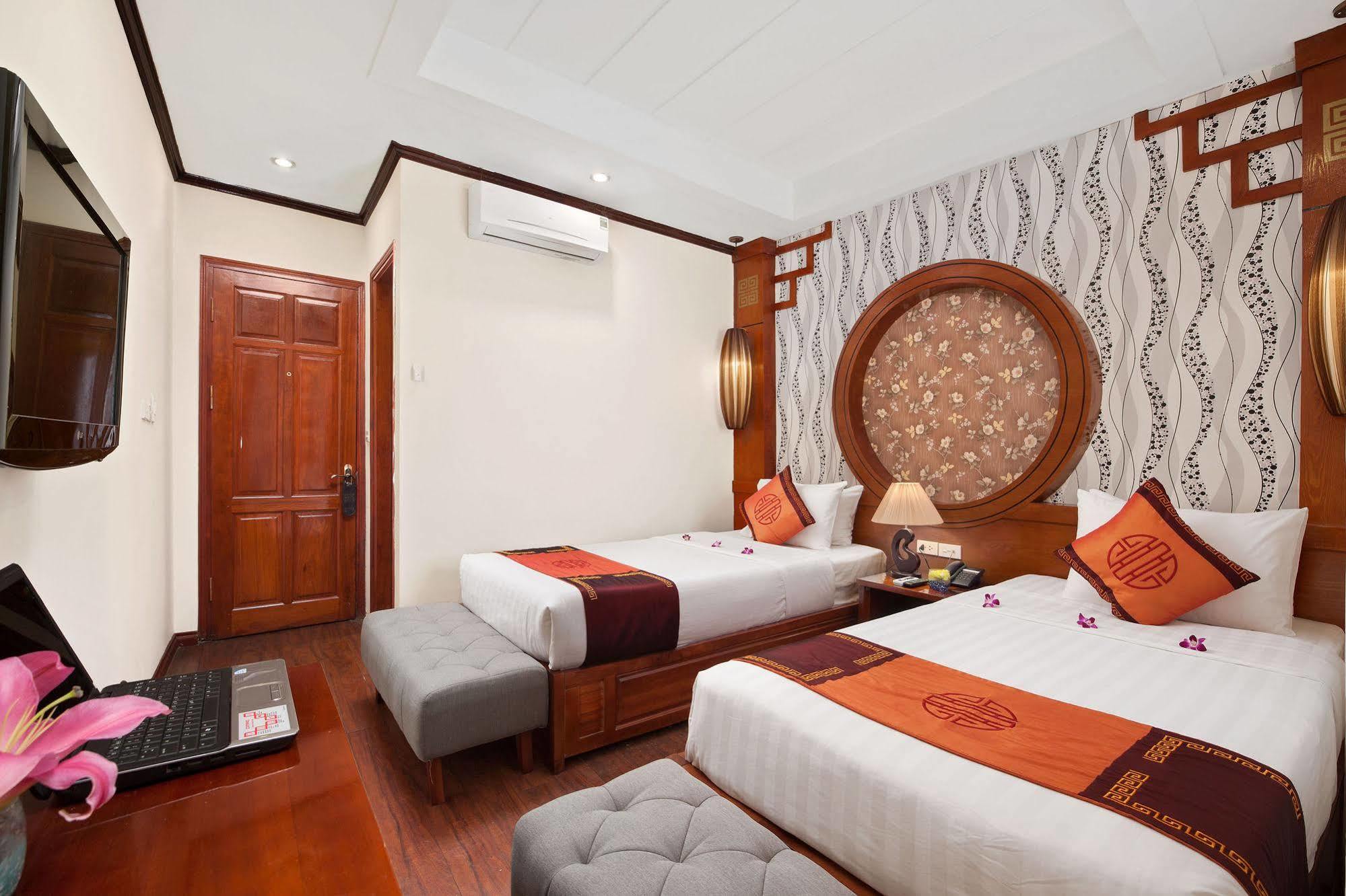 Hanoi Symphony Hotel Buitenkant foto