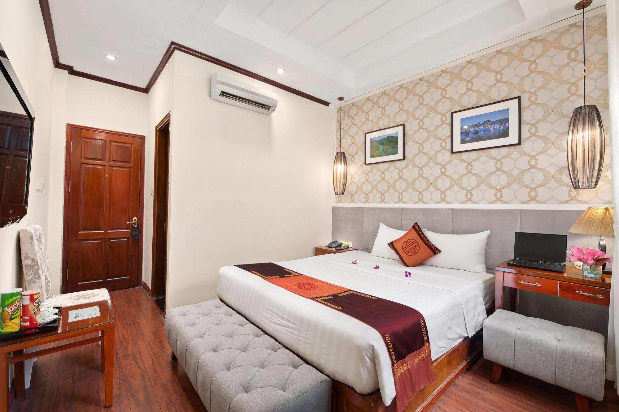 Hanoi Symphony Hotel Buitenkant foto